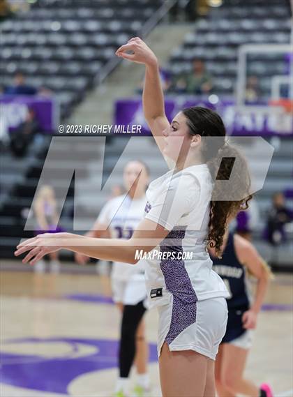 Thumbnail 3 in Greenwood vs. Fayetteville photogallery.