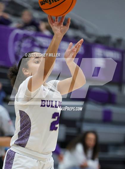 Thumbnail 2 in Greenwood vs. Fayetteville photogallery.