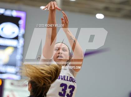 Thumbnail 1 in Greenwood vs. Fayetteville photogallery.