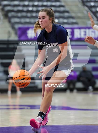 Thumbnail 1 in Greenwood vs. Fayetteville photogallery.
