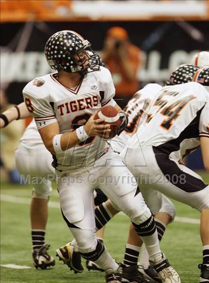 Thumbnail 3 in Croton-Harmon vs Southwestern (NYSPHSAA Class C Final) photogallery.