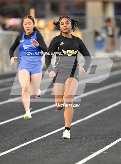Thumbnail 2 in Hamilton Southeastern Triangular Invite (100 Meter)  photogallery.