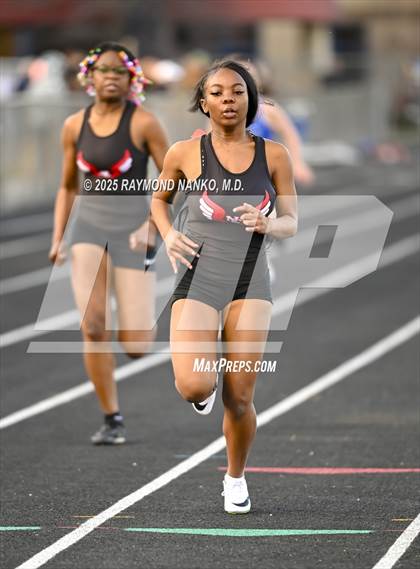 Thumbnail 3 in Hamilton Southeastern Triangular Invite (100 Meter)  photogallery.