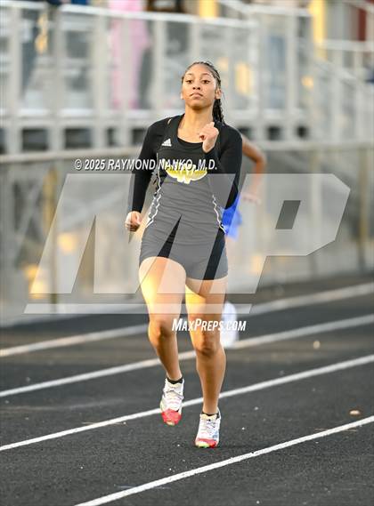 Thumbnail 2 in Hamilton Southeastern Triangular Invite (100 Meter)  photogallery.