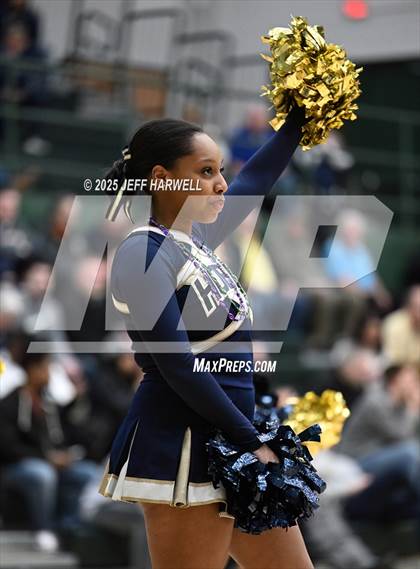 Thumbnail 1 in Archbishop Hoban vs. Olmsted Falls (OHSAA Division 3 Regional Semifinal) photogallery.