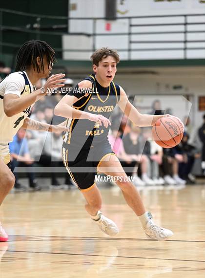 Thumbnail 2 in Archbishop Hoban vs. Olmsted Falls (OHSAA Division 3 Regional Semifinal) photogallery.