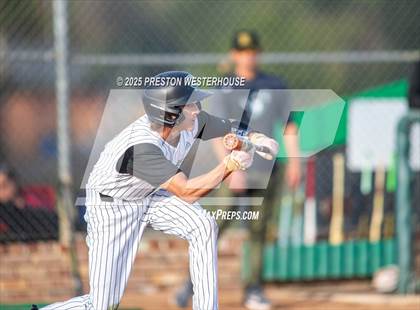 Thumbnail 2 in Moorpark @ Thousand Oaks photogallery.