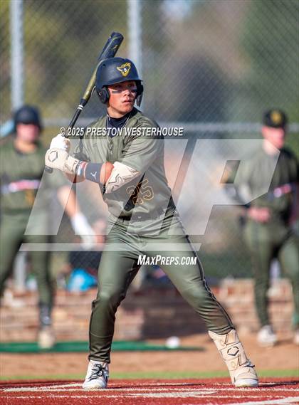 Thumbnail 2 in Moorpark @ Thousand Oaks photogallery.
