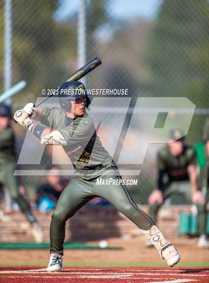 Thumbnail 3 in Moorpark @ Thousand Oaks photogallery.