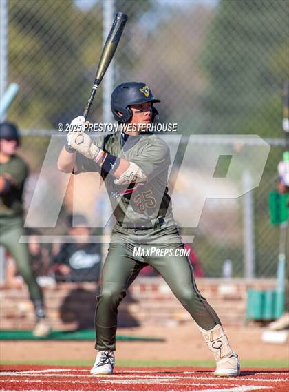 Thumbnail 3 in Moorpark @ Thousand Oaks photogallery.
