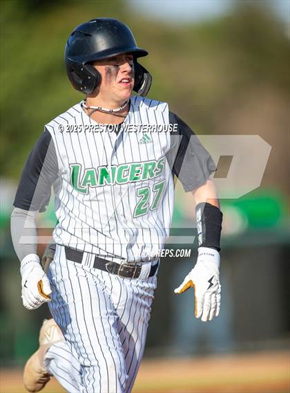 Thumbnail 2 in Moorpark @ Thousand Oaks photogallery.