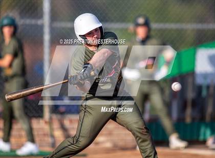 Thumbnail 2 in Moorpark @ Thousand Oaks photogallery.