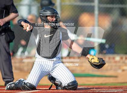 Thumbnail 2 in Moorpark @ Thousand Oaks photogallery.