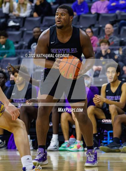 Thumbnail 2 in Omaha Central vs. Bellevue West (Metro Tournament) photogallery.