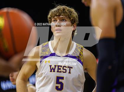 Thumbnail 2 in Omaha Central vs. Bellevue West (Metro Tournament) photogallery.