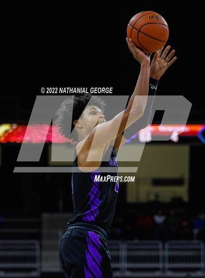 Thumbnail 2 in Omaha Central vs. Bellevue West (Metro Tournament) photogallery.