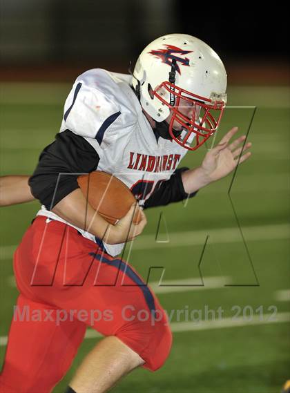 Thumbnail 2 in Lindhurst @ West Campus photogallery.