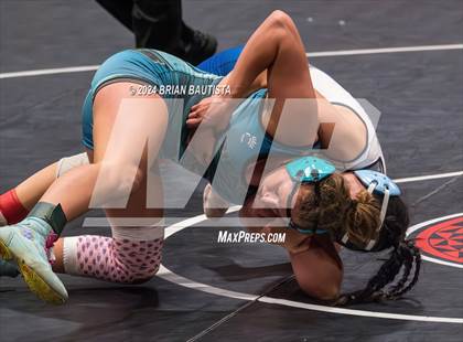 Thumbnail 1 in HHSAA State Championships photogallery.