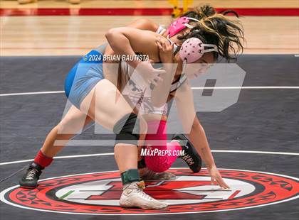 Thumbnail 3 in HHSAA State Championships photogallery.