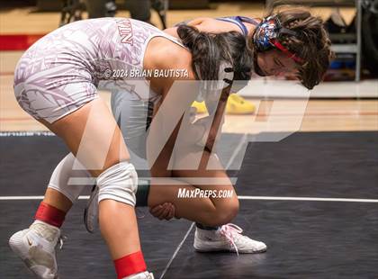 Thumbnail 1 in HHSAA State Championships photogallery.