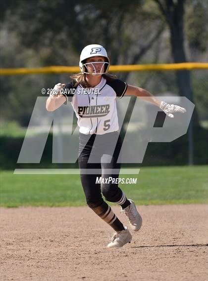 Thumbnail 2 in Pioneer vs. Ponderosa (Pre-Season T.O.C.) photogallery.