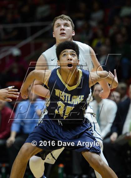 Thumbnail 3 in Westlake vs. Copper Hills (UHSAA 5A Semifinal) photogallery.