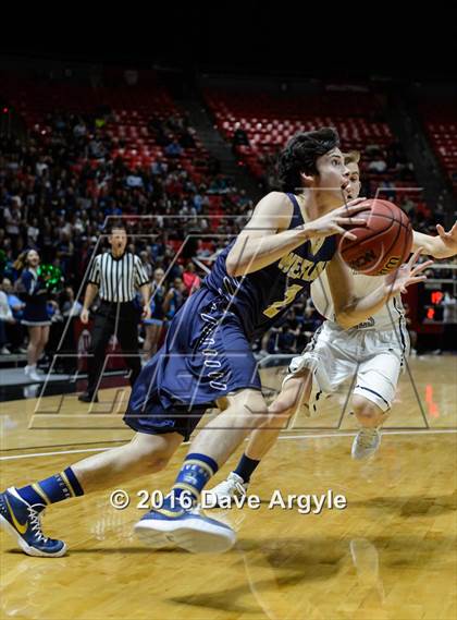 Thumbnail 2 in Westlake vs. Copper Hills (UHSAA 5A Semifinal) photogallery.