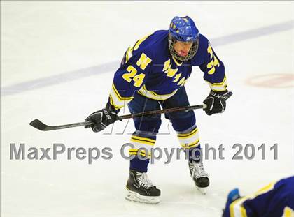 Thumbnail 1 in Newtown vs. Watertown/Pomperaug (SWC Semifinal) photogallery.