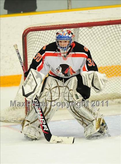 Thumbnail 1 in Newtown vs. Watertown/Pomperaug (SWC Semifinal) photogallery.