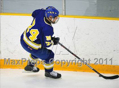 Thumbnail 1 in Newtown vs. Watertown/Pomperaug (SWC Semifinal) photogallery.