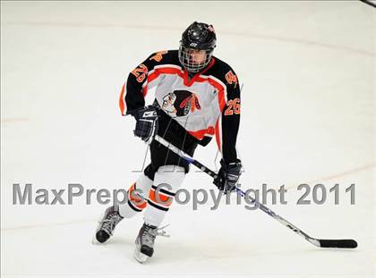 Thumbnail 1 in Newtown vs. Watertown/Pomperaug (SWC Semifinal) photogallery.