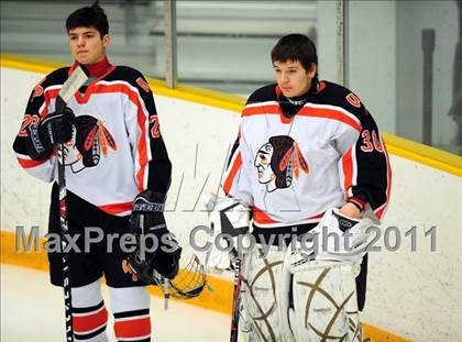 Thumbnail 2 in Newtown vs. Watertown/Pomperaug (SWC Semifinal) photogallery.