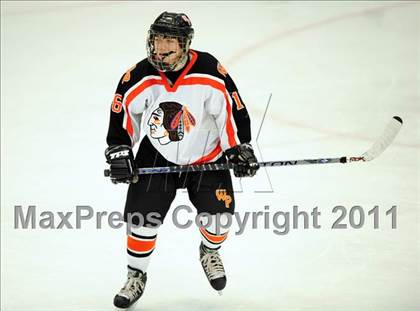 Thumbnail 3 in Newtown vs. Watertown/Pomperaug (SWC Semifinal) photogallery.