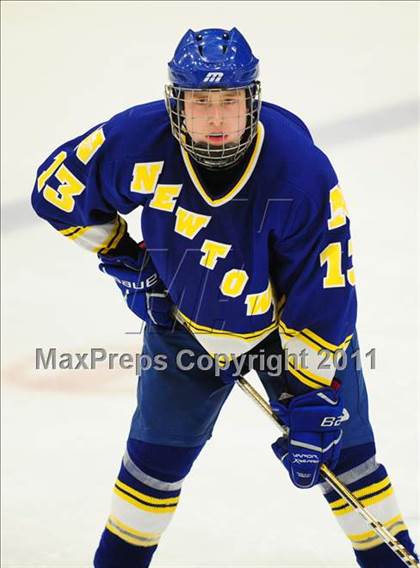 Thumbnail 3 in Newtown vs. Watertown/Pomperaug (SWC Semifinal) photogallery.