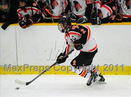 Thumbnail 2 in Newtown vs. Watertown/Pomperaug (SWC Semifinal) photogallery.