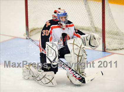 Thumbnail 2 in Newtown vs. Watertown/Pomperaug (SWC Semifinal) photogallery.