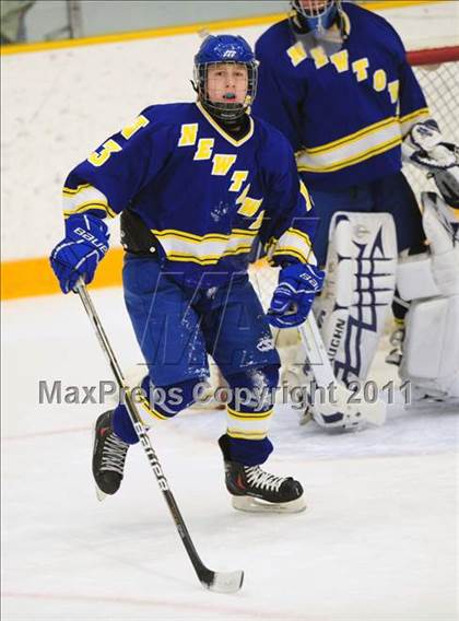 Thumbnail 1 in Newtown vs. Watertown/Pomperaug (SWC Semifinal) photogallery.
