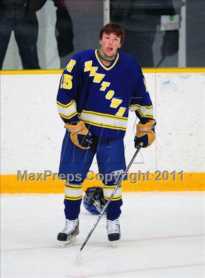 Thumbnail 1 in Newtown vs. Watertown/Pomperaug (SWC Semifinal) photogallery.