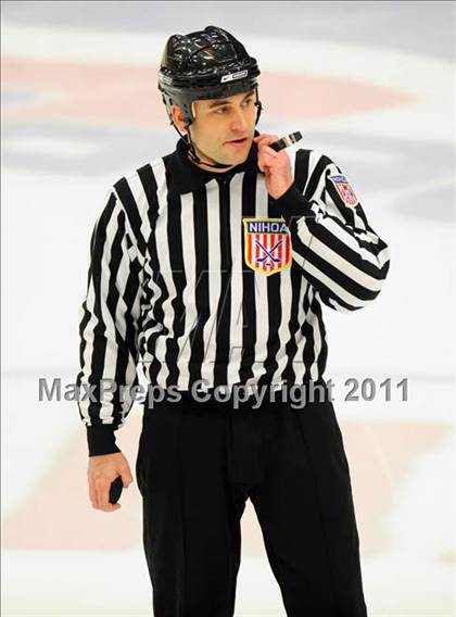 Thumbnail 1 in Newtown vs. Watertown/Pomperaug (SWC Semifinal) photogallery.