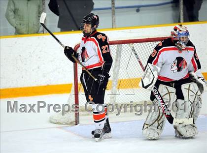 Thumbnail 2 in Newtown vs. Watertown/Pomperaug (SWC Semifinal) photogallery.