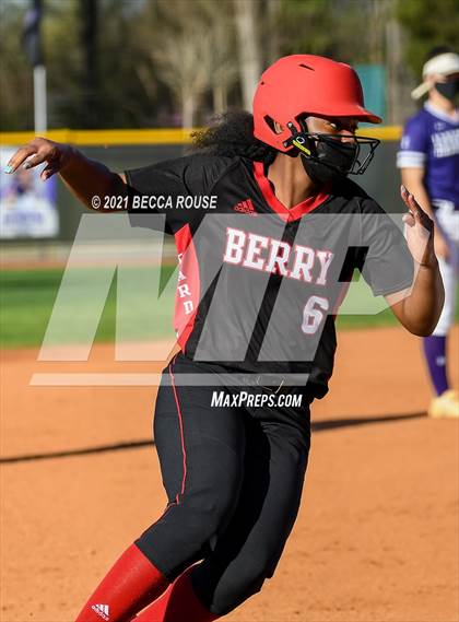 Thumbnail 1 in Phillip O. Berry @ Ardrey Kell photogallery.