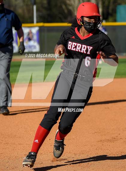 Thumbnail 3 in Phillip O. Berry @ Ardrey Kell photogallery.