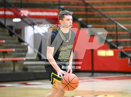 Thumbnail 1 in North White vs. Eastern photogallery.