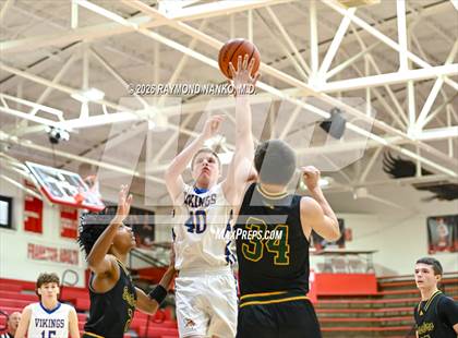 Thumbnail 2 in North White vs. Eastern photogallery.