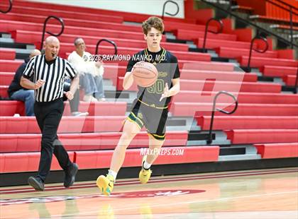 Thumbnail 1 in North White vs. Eastern photogallery.