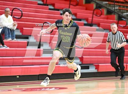 Thumbnail 1 in North White vs. Eastern photogallery.