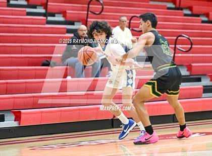 Thumbnail 3 in North White vs. Eastern photogallery.