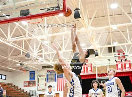 Thumbnail 1 in North White vs. Eastern photogallery.