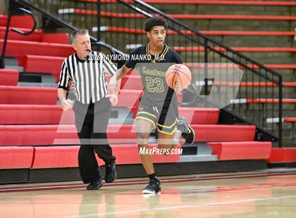 Thumbnail 1 in North White vs. Eastern photogallery.