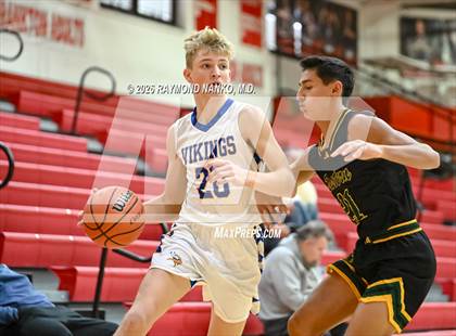 Thumbnail 1 in North White vs. Eastern photogallery.